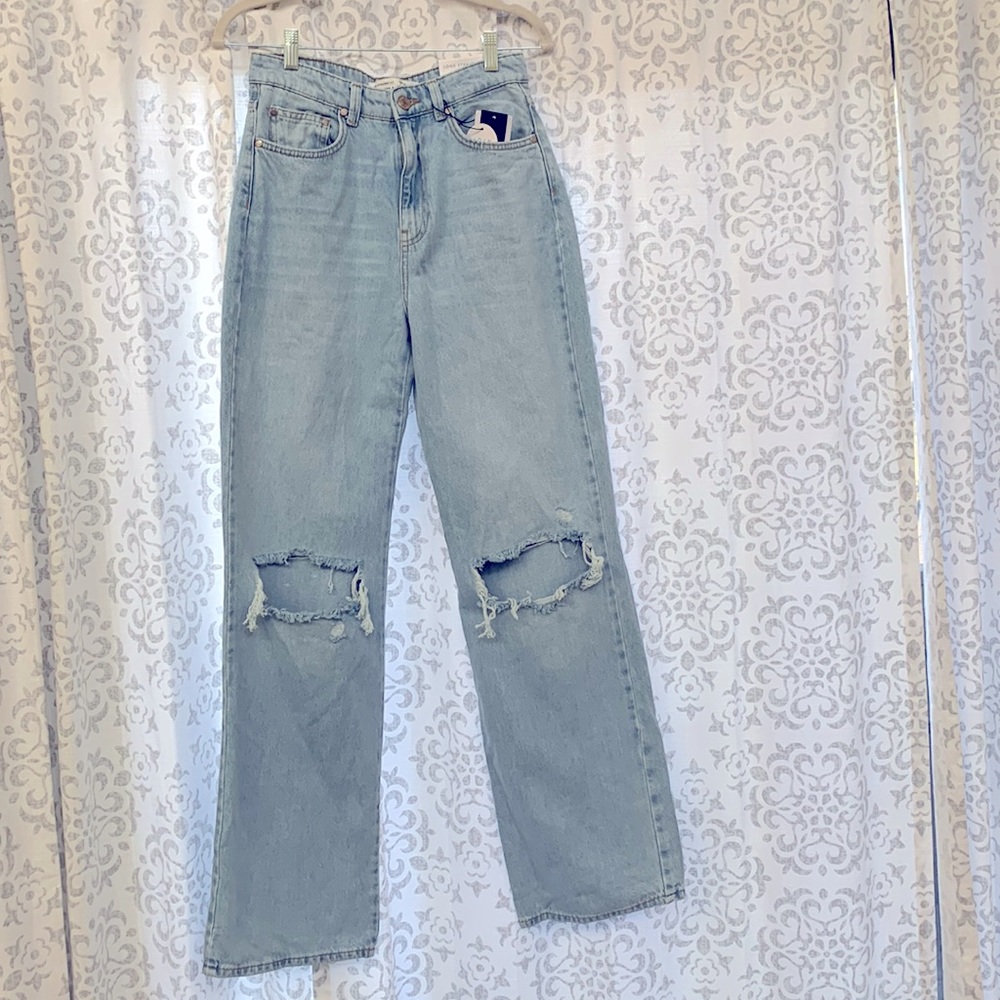 NWT Stradivarius jeans in acid wash size 6